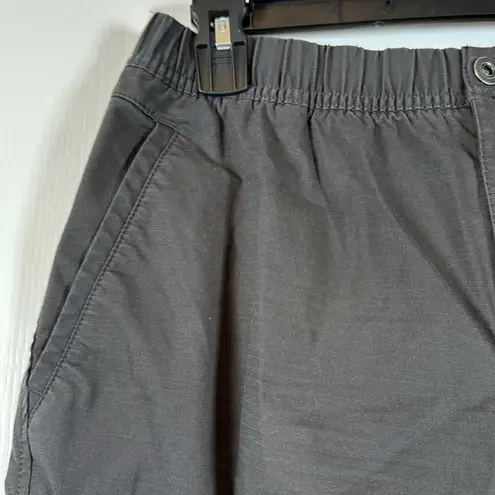 prAna  Gray Pull On Hiking ShortS Size 10 EUC #VEG-2745