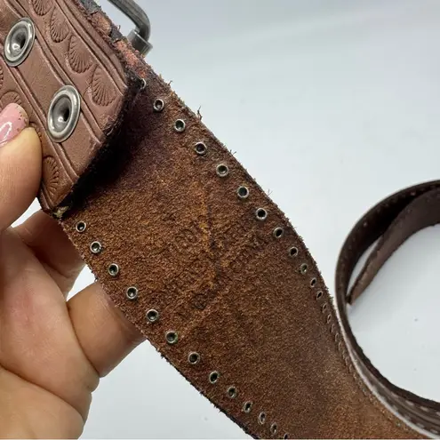VINTAGE Genuine Leather Brown Tooled Leather Belt Size Small