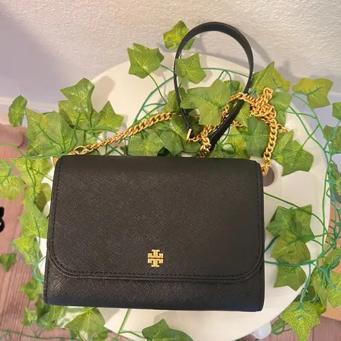 Tory Burch  EMERSON BLACK SAFFIANO LEATHER GOLD CHAIN SHOULDER WALLET BAG 136093