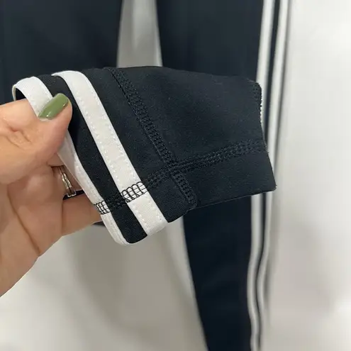 Adidas  • essentials 3 stripe climalite legging