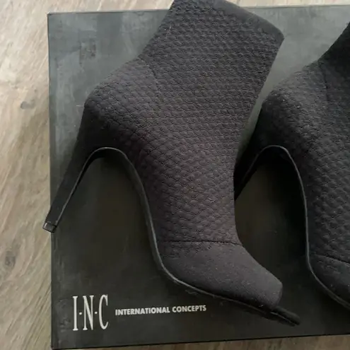 INC International Concepts Heels Size 6 Medium Black