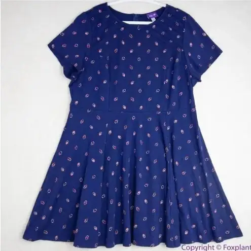 Unique Vintage Gwynnie Bee ladybug Print Dress, 2X