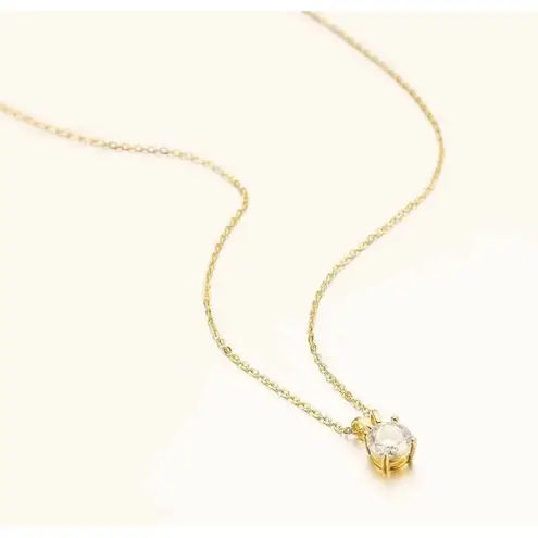 Boutique SALE!! Sparkling Diamond Necklace, NWT & Certificate