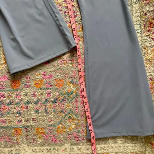 Blogilates Peekaboo Steel Blue Flare Leg Sleeveless Jumpsuit Women’s Size XL