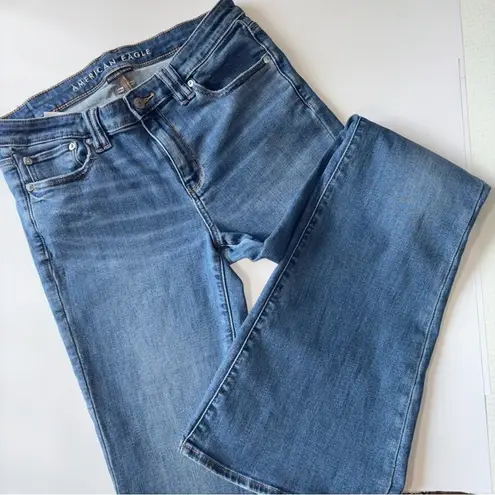 American Eagle America Eagle Outfitters Low- Rise Flare Next level stretch size 8 Long Jeans