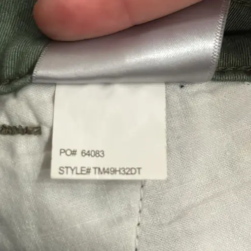 NYDJ green lift tuck technology crop jeans size 0