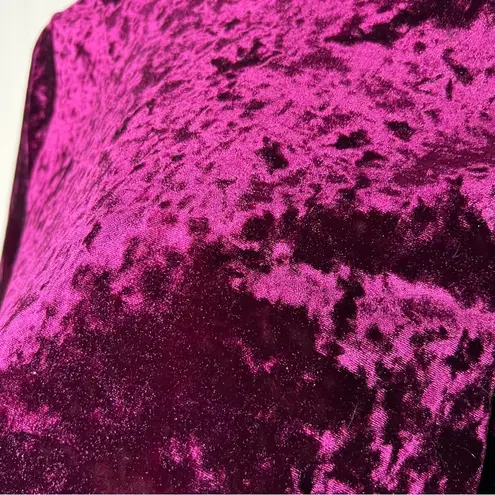 Karen Kane Burgundy Crushed Velvet Long Sleeve Asymmetrical Hem Top Size M