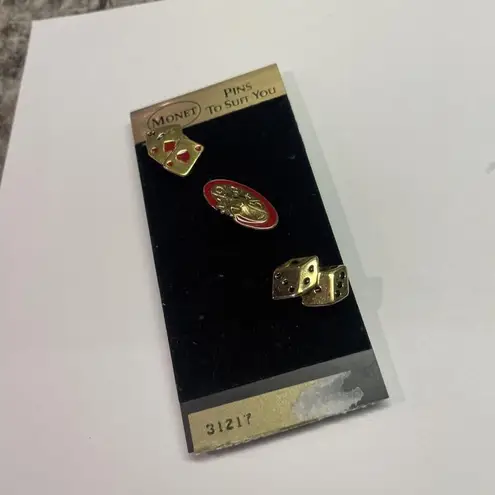 Monet Signed  - 3 Set NWT Set Of Gambling / Casino / Lucky Tack Pins Gold Tone