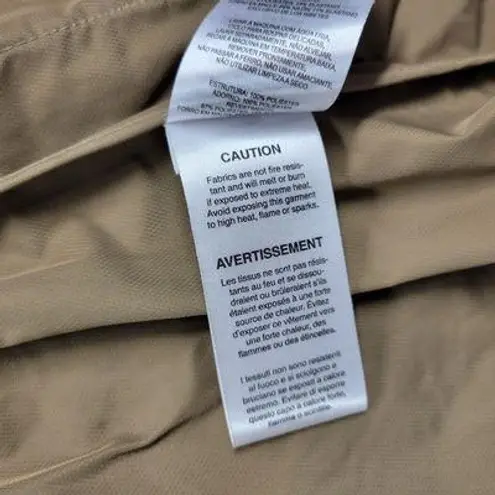 Mountain Hardwear Women’s XS Rain Jacket Hooded Olive Green Vented Parka