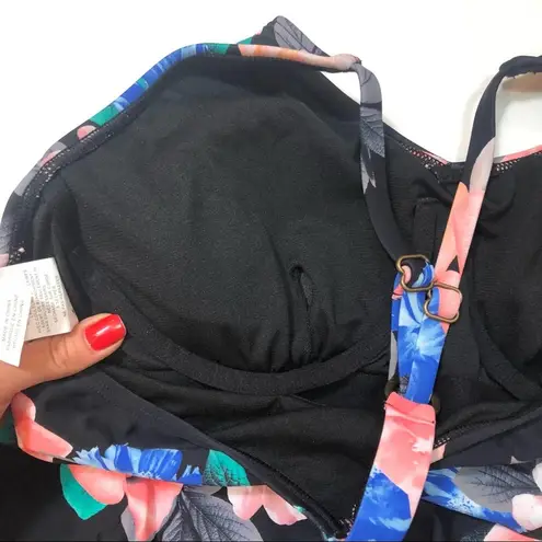 Island Escape RacerBack Underwire Tankini Swim Top Size 6