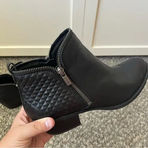 Lucky Brand Lucky‎ Brand Women’s Black Textured Basel Leather Zip Booties Boots Size 8.5