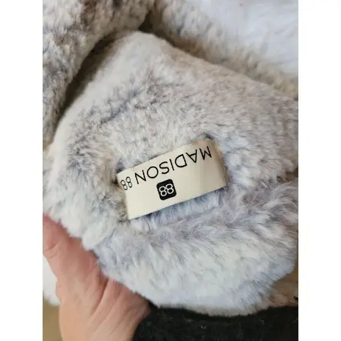 Madison 88 Cowl Neck Grey and Sparkle Fleck Faux Fur Scarf Gray