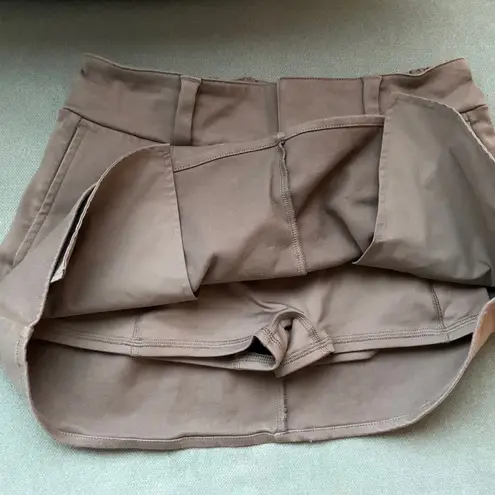 Alo Yoga Good Days Mini Skirt Mushroom XS