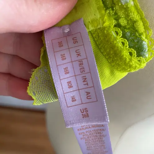 Savage x Fenty Perfect Poppies Unlined Lace Demi Bra- Multicolor- Size 36B- NWT