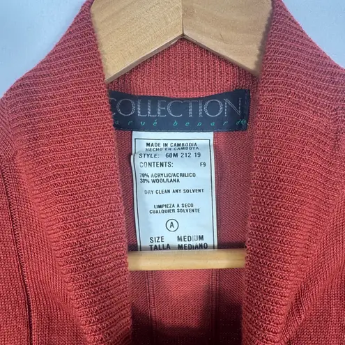 Collection Vê Bé Bernard Short Sleeve Knit Mock Neck Top