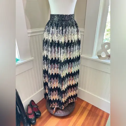 Jack Bryan Depuis Vintage Sequined Maxi Skirt in Chevron Pattern XS waist Black Size undefined