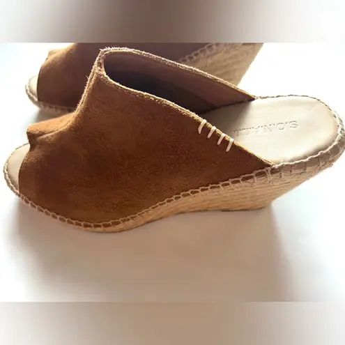 SONALI Tan Suede Peep