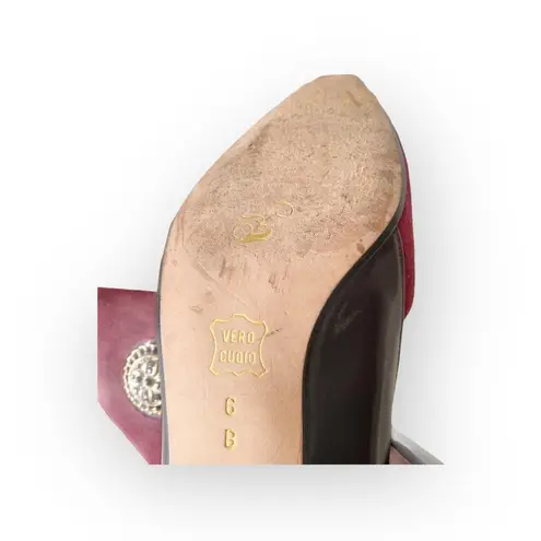 Ferragamo Vintage 60βs: Rosina Schiavone β Crystal Medallion Low Heels Pumps β 6