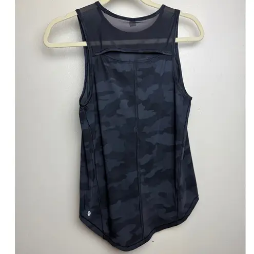 Lululemon Sculpt Tank in Heritage 365 Camo Sz. 4 Blue