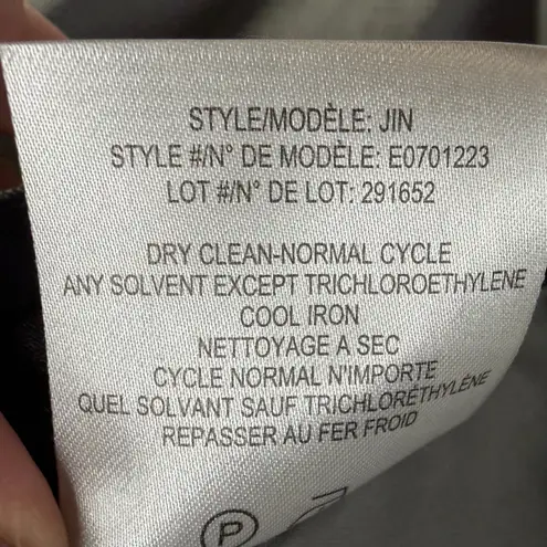 Theory  Jin Cropped Pants 8 Gray Wool Blend Cuffed Straight Modern City Preppy