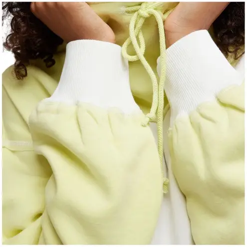 Free People Movement FP Movement Color Block Homestretch Pullover Sour Citrus Combo NWOT $128
Retail