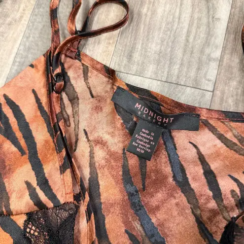 Midnight Bakeries tiger print satin lace detail chemise slip dress Orange Size M