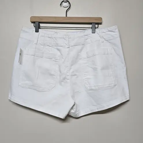 Anthropologie NWT  Maeve 16W The Colette Shorts White 16 W Plus‎ Size New