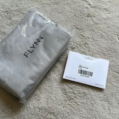 Flynn Hampton Flora Metallic Weave Floral Tote Bag Purse Metallic Ringed Handles Black