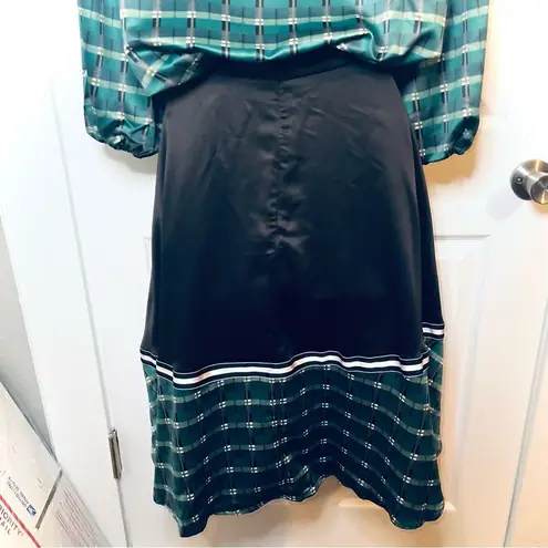 Modcloth  Hutch On the Brink of Brilliant ALine Plaid Satin Skirt Black Green M