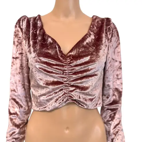 WAYF small ruched crushed velvet puff sleeve crop top TLS2 3038