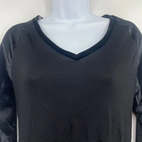 Ultra Flirt Velvet Sleeves Top Sz S Holiday Goth NWT Stretch Long Sleeve Minimal