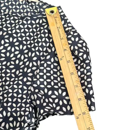 Brooks Brothers Red Fleece Silk Top Size 6 Blue Quiet Luxury Short Sleeve Career