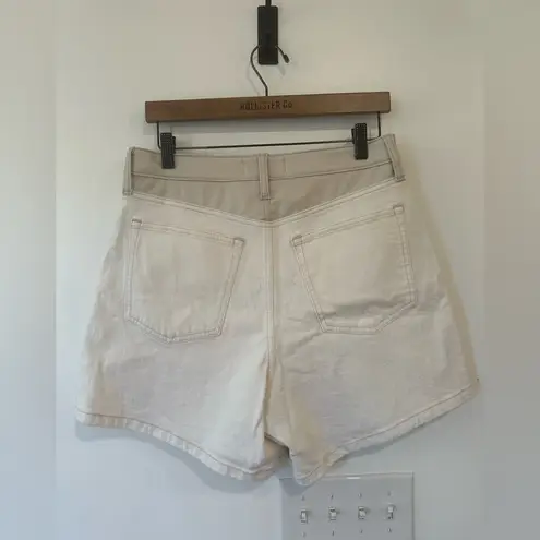 Abercrombie & Fitch  High Rise Curve Love Dad Short Faux Leather Waist Women’s 12