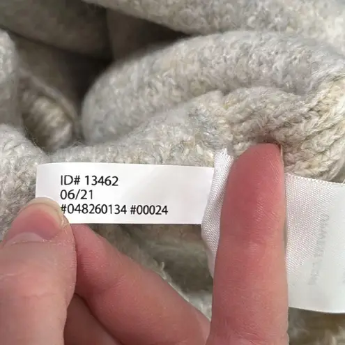 UpWest plush pastel leopard curved hem Crewneck chunky knit Sweater size S Gray