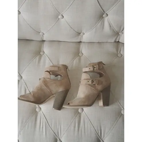 G by Guess Women's Booties – Light Mocha