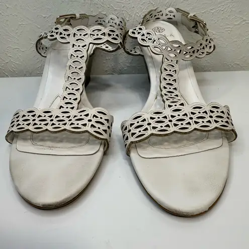 Isola Fleur Laser Cut White Wedge Sandals | Wedges | Shoes | Size 8.5