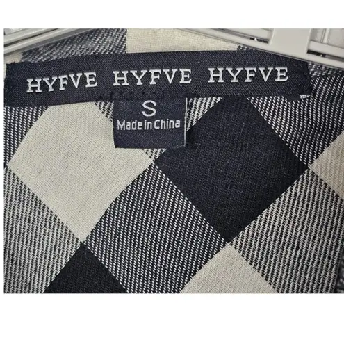 Hyfve Black & White Buffalo Plaid Button