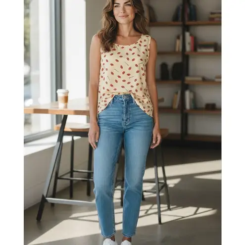 Red Hot Lips "PASSION" Cami Sleeveless Blouse – XL – Whimsical & Feminine