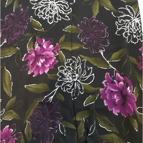 Jones Wear Studio black floral skirt