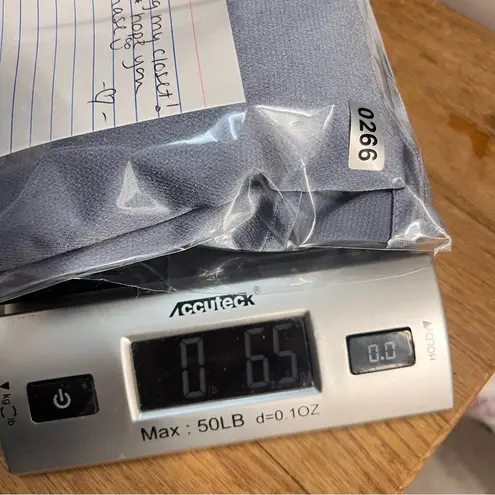 Carmen Marc Valvo Imperfect NWT 2X blouse slate blue blouse button bell sleeves