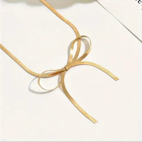 Pretty Gold Plated Bow Necklace​