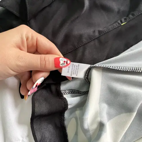 Melissa Paige Womens Size XS Floral Top Blouse Long Sleeve Black Blue Yellow