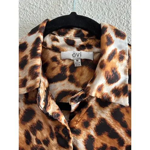 OVI Long Sleeve Animal Cheeath Print Button Up Blouse Top Size Medium