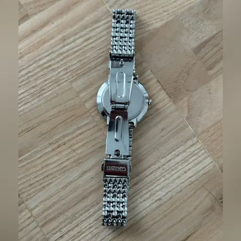 Seiko Tressia Solar Diamond Luxury Ladies Watch Pearl Dial Stainless Bracelet