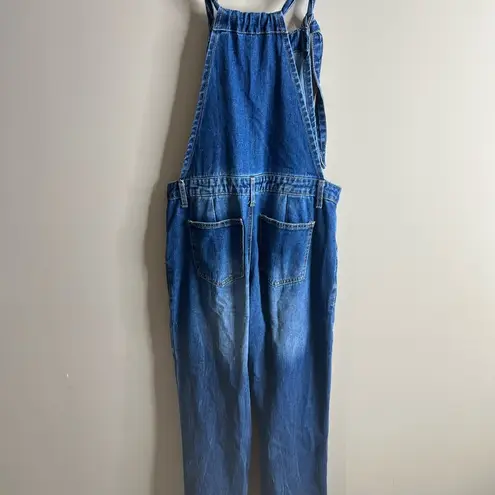 Forever 21  blue jeans overalls size medium