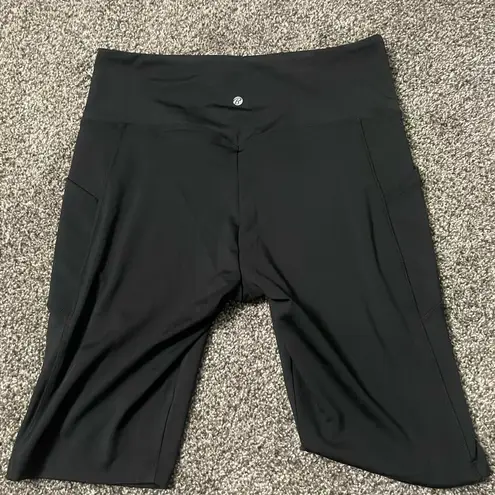 Bally Total Fitness black bike shorts with pockets XL