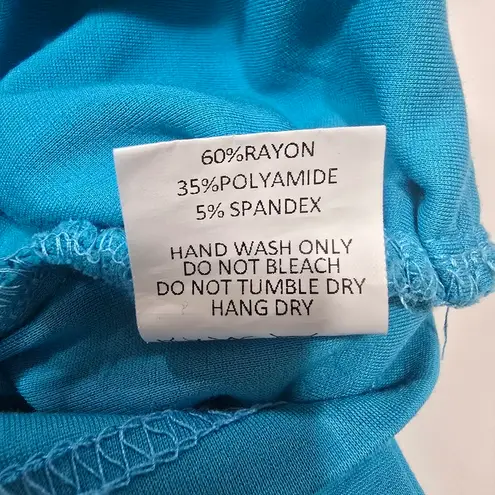 Aura YAURA Ara Top in Cyan