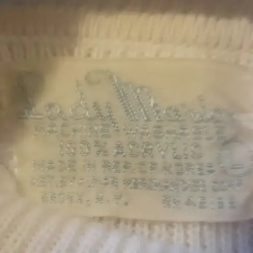 1950's vintage Lady Marion vintage cream Republic of Korea turtleneck