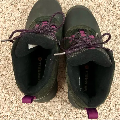 Merrell Woman’s Thermo Shiver 6” Waterproof Boots in Black and Purple