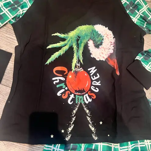 Women’s Large Holiday Festive Christmas Crew Grinch Pajamas Set Black and Green